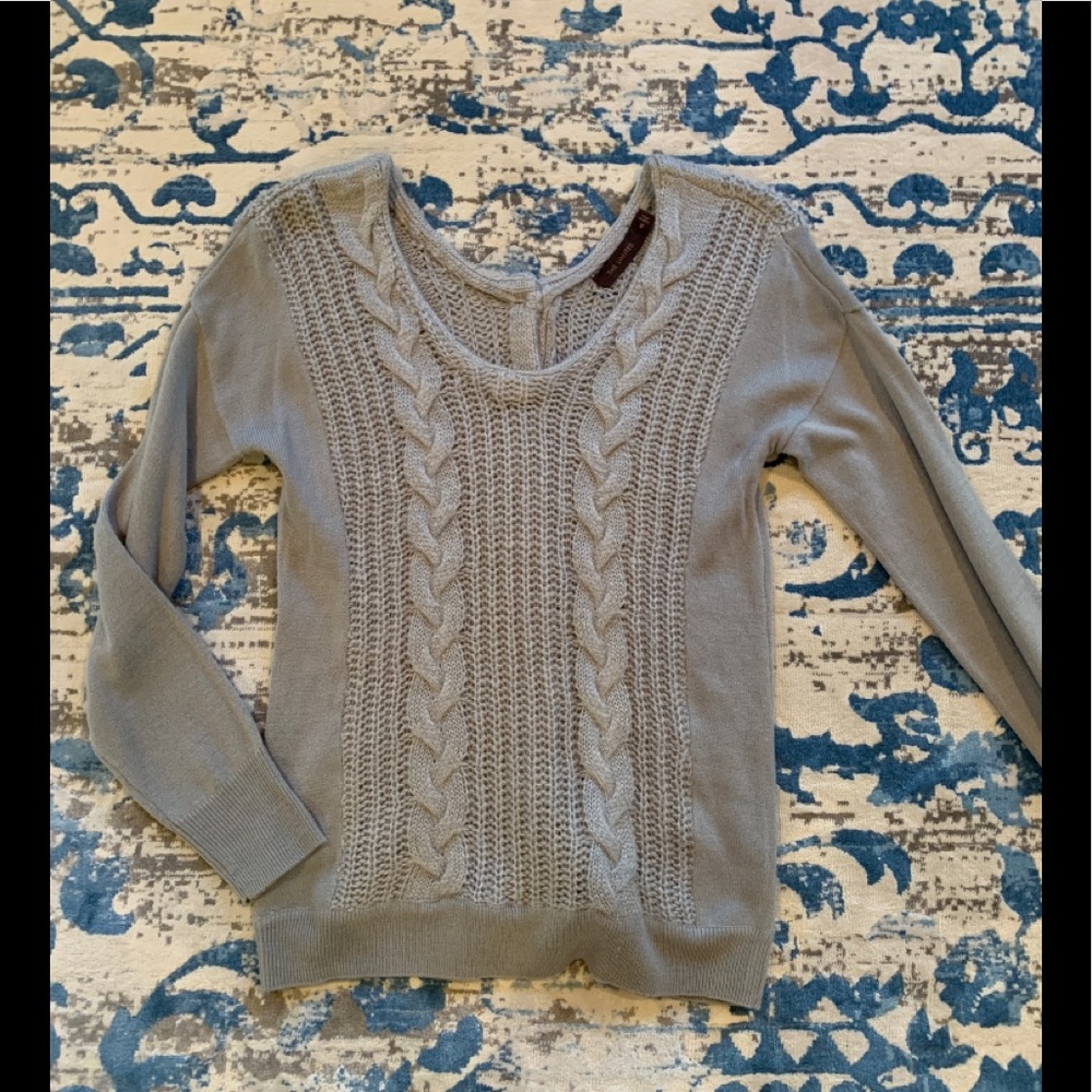 The Limited sweater. XS. Perfect condition. Cute button down detail on the back.